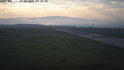 Pojezdová dráha, Runway