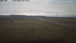 Pojezdová dráha, Runway