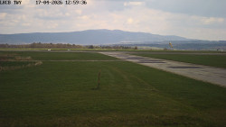 Pojezdová dráha, Runway