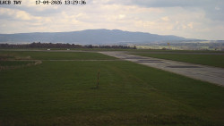 Pojezdová dráha, Runway