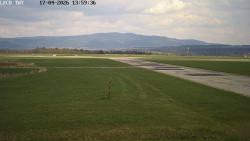 Pojezdová dráha, Runway