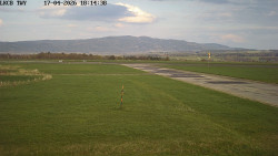 Pojezdová dráha, Runway