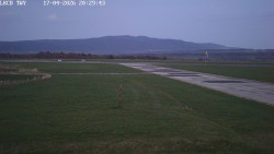 Pojezdová dráha, Runway