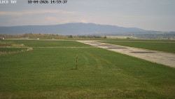 Pojezdová dráha, Runway