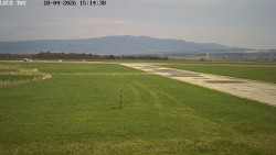 Pojezdová dráha, Runway