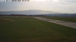 Pojezdová dráha, Runway