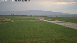 Pojezdová dráha, Runway