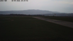 Pojezdová dráha, Runway