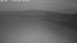 Pojezdová dráha, Runway