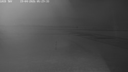 Pojezdová dráha, Runway