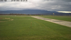 Pojezdová dráha, Runway