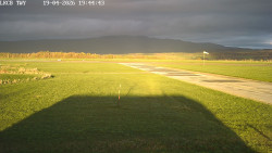 Pojezdová dráha, Runway