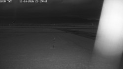 Pojezdová dráha, Runway