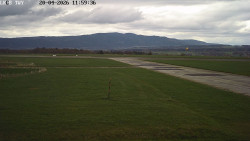 Pojezdová dráha, Runway