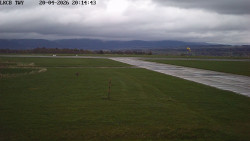 Pojezdová dráha, Runway