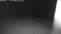 Pojezdová dráha, Runway