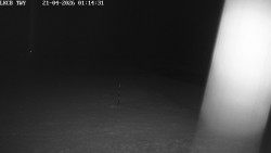 Pojezdová dráha, Runway