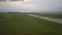 Pojezdová dráha, Runway