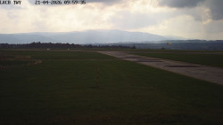 Pojezdová dráha, Runway