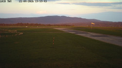 Pojezdová dráha, Runway