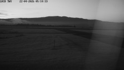 Pojezdová dráha, Runway