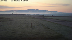 Pojezdová dráha, Runway