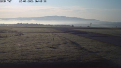 Pojezdová dráha, Runway