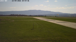 Pojezdová dráha, Runway