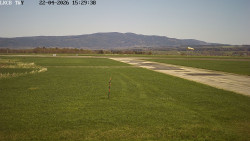 Pojezdová dráha, Runway