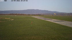 Pojezdová dráha, Runway