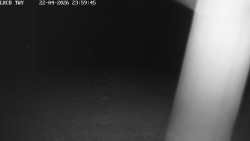 Pojezdová dráha, Runway