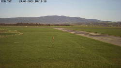 Pojezdová dráha, Runway