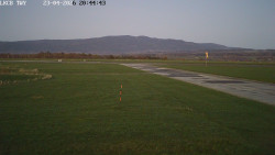 Pojezdová dráha, Runway