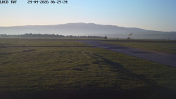 Pojezdová dráha, Runway