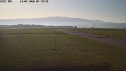 Pojezdová dráha, Runway