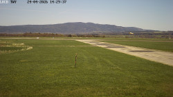 Pojezdová dráha, Runway