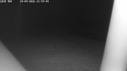 Pojezdová dráha, Runway