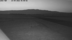 Pojezdová dráha, Runway