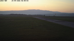 Pojezdová dráha, Runway