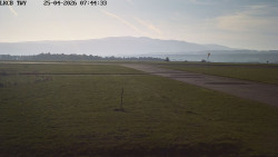 Pojezdová dráha, Runway