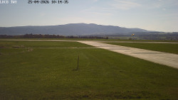 Pojezdová dráha, Runway