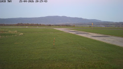 Pojezdová dráha, Runway