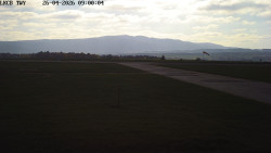 Pojezdová dráha, Runway