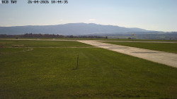 Pojezdová dráha, Runway