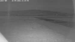 Pojezdová dráha, Runway