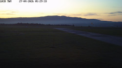 Pojezdová dráha, Runway