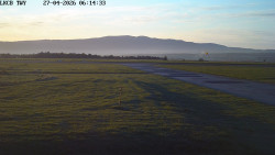 Pojezdová dráha, Runway