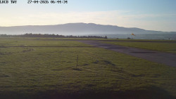 Pojezdová dráha, Runway