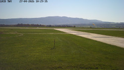 Pojezdová dráha, Runway