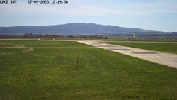 Pojezdová dráha, Runway